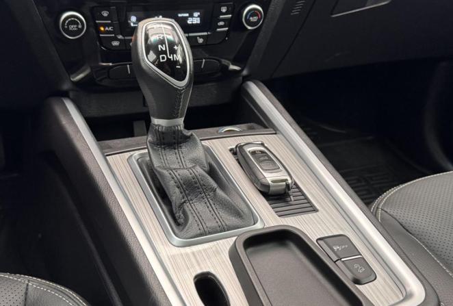 Geely Emgrand X7 I Рестайлинг 2 с пробегом 2019 года, цена 1 200 000 рублей, 96823 км, внедорожник, Автокод Объявления