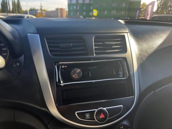 Hyundai Solaris I с пробегом 2011 года, цена 691 600 рублей, 226190 км, хэтчбек, Автокод Объявления