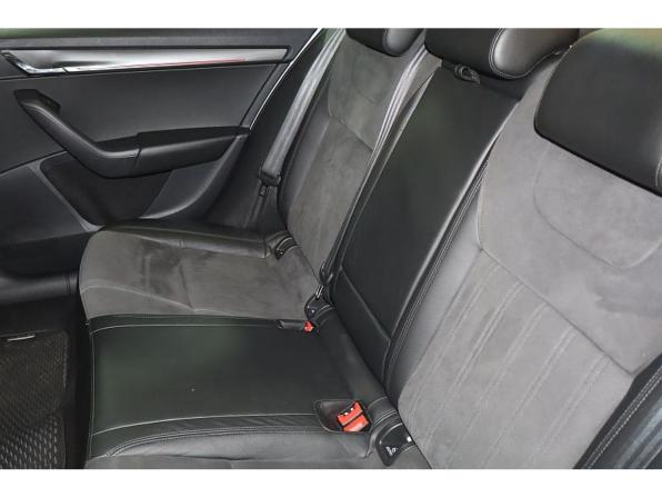 Skoda Octavia III (A7) Рестайлинг с пробегом 2020 года, цена 2 099 000 рублей, 161100 км, лифтбек, Автокод Объявления
