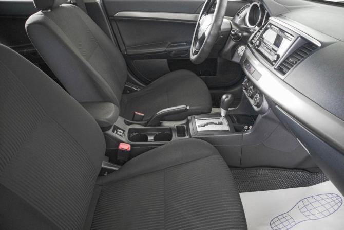 Mitsubishi Lancer X Рестайлинг с пробегом 2014 года, цена 1 099 000 рублей, 268000 км, седан, Автокод Объявления