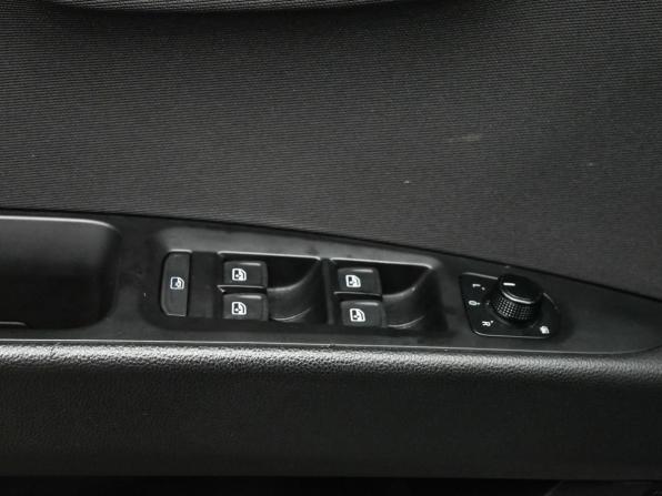 SEAT Leon III с пробегом 2013 года, цена 870 000 рублей, 211209 км, хэтчбек, Автокод Объявления