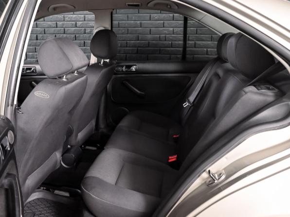 Volkswagen Bora I с пробегом 2005 года, цена 400 000 рублей, 274130 км, седан, Автокод Объявления