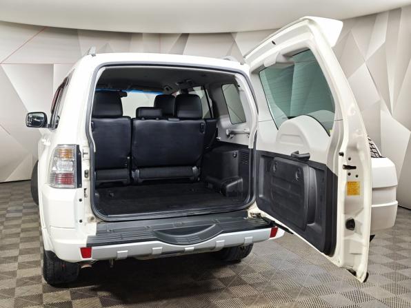 Mitsubishi Pajero IV с пробегом 2011 года, цена 2 183 000 рублей, 105402 км, внедорожник, Автокод Объявления