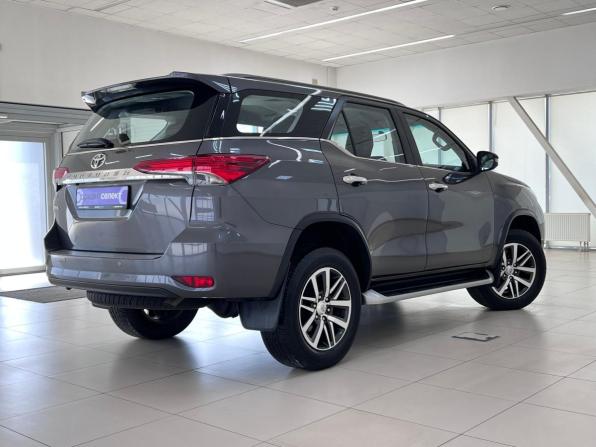 Toyota Fortuner II с пробегом 2019 года, цена 3 990 000 рублей, 76110 км, внедорожник, Автокод Объявления