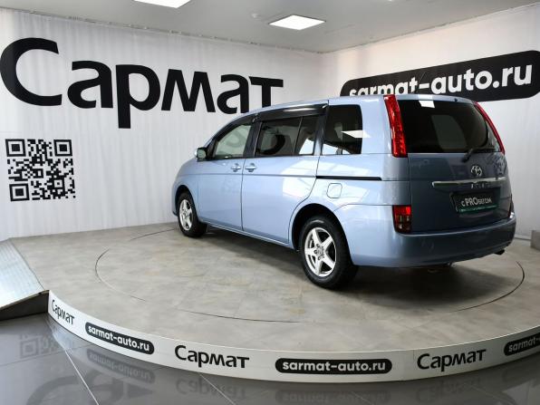 Toyota ISis I Рестайлинг с пробегом 2009 года, цена 1 137 000 рублей, 218137 км, компактвэн, Автокод Объявления