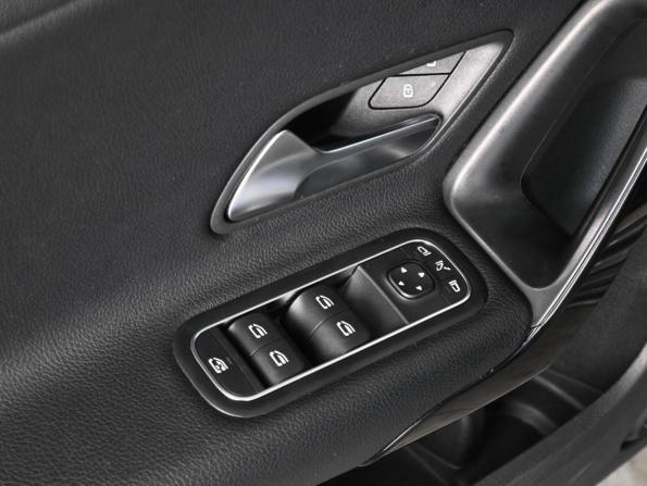 Mercedes-Benz A-Класс IV (W177) с пробегом 2019 года, цена 2 049 000 рублей, 122480 км, хэтчбек, Автокод Объявления