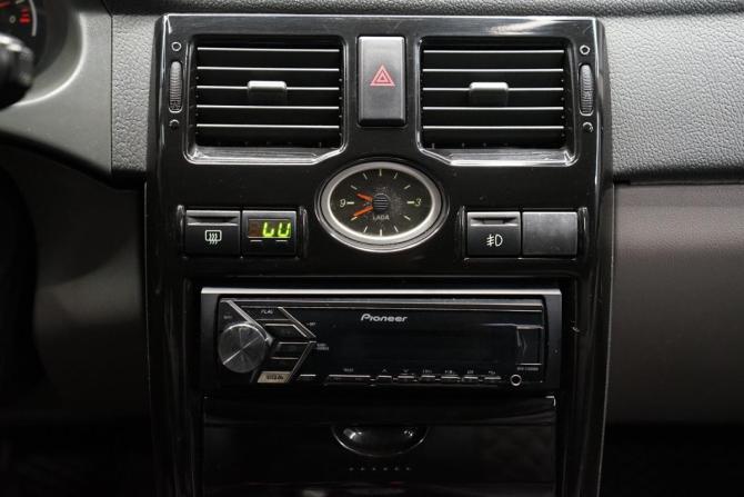 Lada (ВАЗ) Priora I с пробегом 2010 года, цена 380 000 рублей, 260870 км, хэтчбек, Автокод Объявления