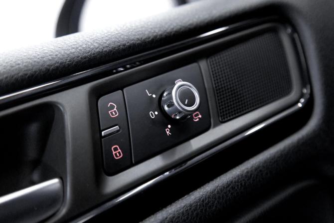 Volkswagen Touareg II с пробегом 2012 года, цена 2 050 000 рублей, 214628 км, внедорожник, Автокод Объявления