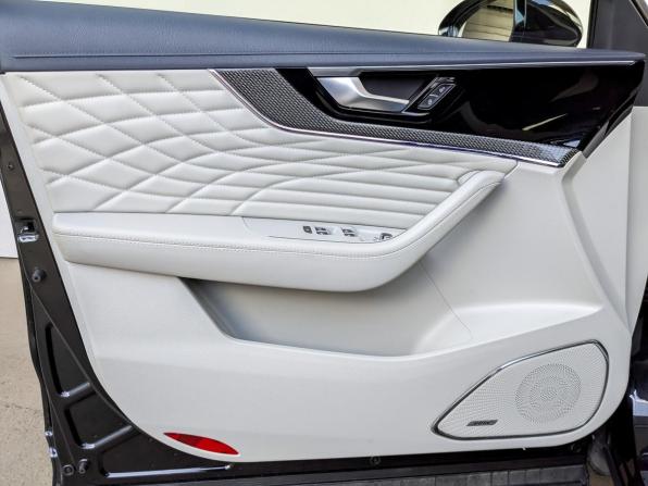 Hongqi HS5 I с пробегом 2023 года, цена 2 850 000 рублей, 14899 км, внедорожник, Автокод Объявления