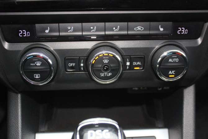 Skoda Octavia III (A7) с пробегом 2015 года, цена 1 517 000 рублей, 263040 км, универсал, Автокод Объявления