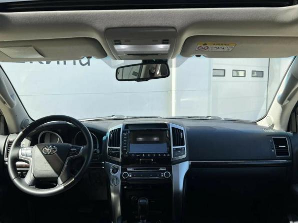 Toyota Land Cruiser 200 Series Рестайлинг 1 с пробегом 2013 года, цена 2 985 000 рублей, 240705 км, внедорожник, Автокод Объявления