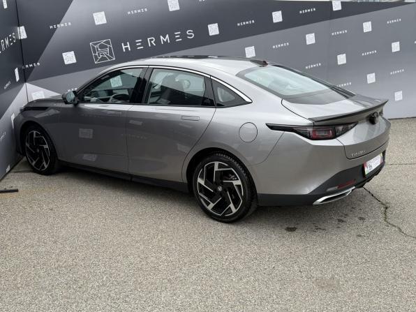 Changan Lamore с пробегом 2023 года, цена 2 180 000 рублей, 3246 км, седан, Автокод Объявления