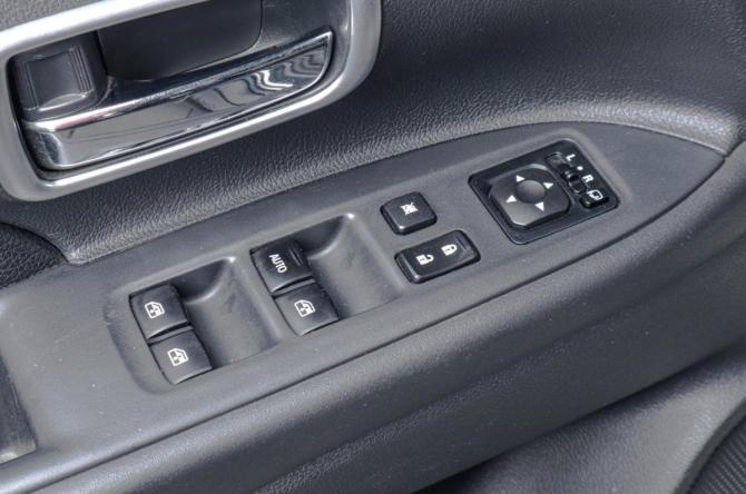 Mitsubishi Outlander III Рестайлинг 2 с пробегом 2016 года, цена 2 059 000 рублей, 198213 км, внедорожник, Автокод Объявления