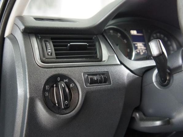 Skoda Rapid I с пробегом 2014 года, цена 689 000 рублей, 284000 км, лифтбек, Автокод Объявления