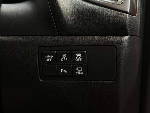 Mazda Axela III Рестайлинг с пробегом 2018 года, цена 1 470 000 рублей, 127849 км, хэтчбек, Автокод Объявления