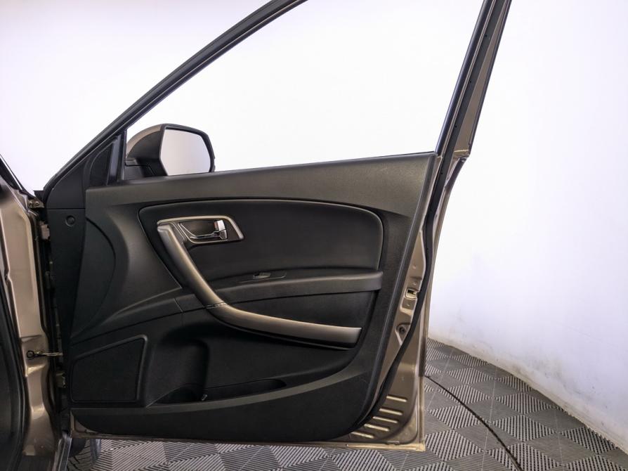 FAW Besturn X80 I Рестайлинг Москва  - изображение 25