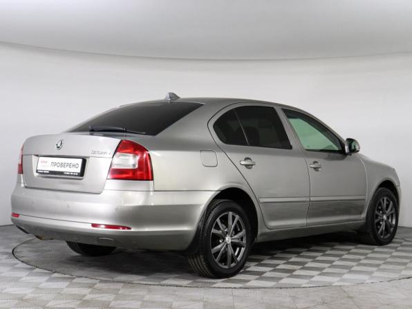 Skoda Octavia II (A5) Рестайлинг с пробегом 2009 года, цена 630 000 рублей, 330000 км, лифтбек, Автокод Объявления