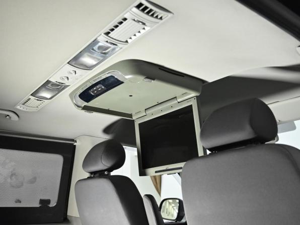 Volkswagen Caravelle T5 Рестайлинг с пробегом 2011 года, цена 1 799 000 рублей, 165000 км, минивэн, Автокод Объявления