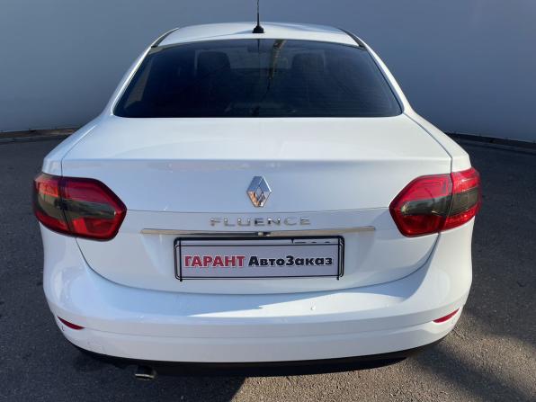 Renault Fluence I Рестайлинг с пробегом 2016 года, цена 895 000 рублей, 238216 км, седан, Автокод Объявления