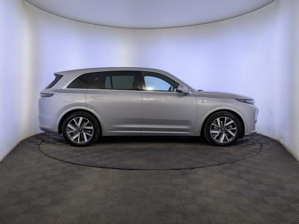 Li Auto (Lixiang) L7 I с пробегом 2024 года, цена 5 850 000 рублей, 43260 км, внедорожник, Автокод Объявления