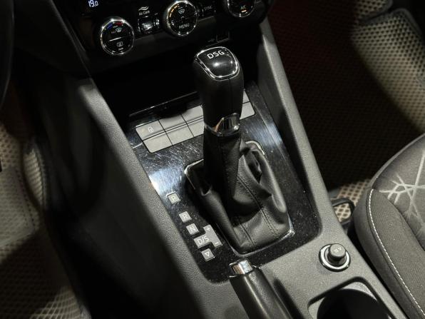 Skoda Octavia III (A7) Рестайлинг с пробегом 2020 года, цена 2 220 000 рублей, 79746 км, лифтбек, Автокод Объявления