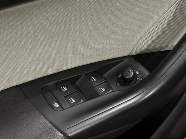 Audi Q3 I (8U) с пробегом 2013 года, цена 1 895 000 рублей, 100829 км, внедорожник, Автокод Объявления