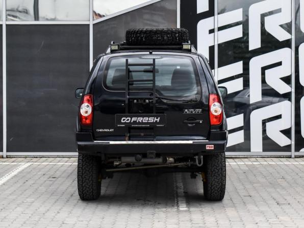 Chevrolet Niva I Рестайлинг с пробегом 2018 года, цена 1 198 000 рублей, 33460 км, внедорожник, Автокод Объявления