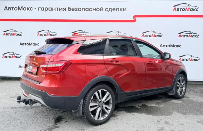 Lada (ВАЗ) Vesta I с пробегом 2018 года, цена 998 000 рублей, 96203 км, универсал, Автокод Объявления