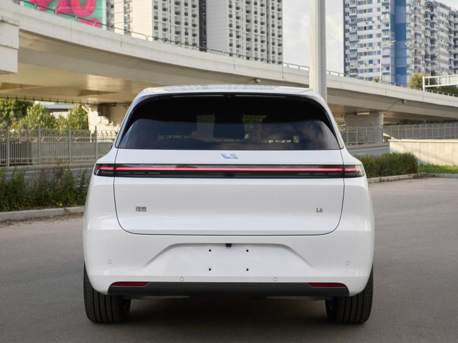 Li Auto (Lixiang) L6 Москва  - изображение 6
