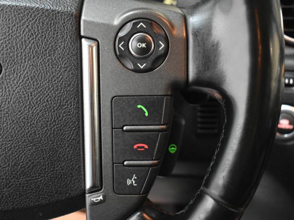 Land Rover Discovery IV с пробегом 2013 года, цена 1 790 000 рублей, 331906 км, внедорожник, Автокод Объявления