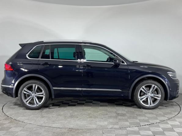 Volkswagen Tiguan II с пробегом 2018 года, цена 3 000 000 рублей, 100480 км, внедорожник, Автокод Объявления