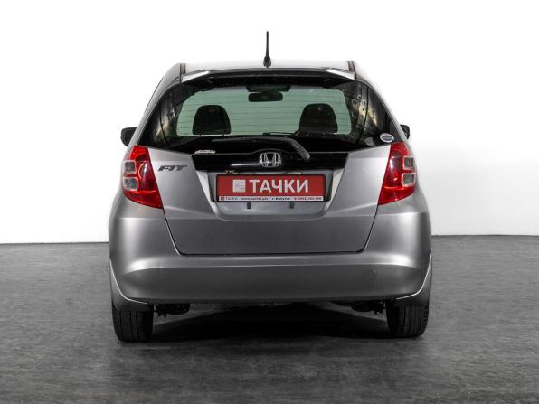 Honda Fit II с пробегом 2009 года, цена 775 000 рублей, 156245 км, хэтчбек, Автокод Объявления