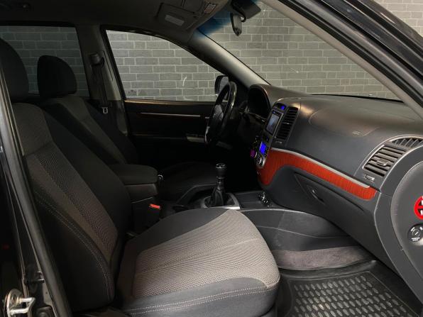 Hyundai Santa Fe II с пробегом 2008 года, цена 969 000 рублей, 249097 км, внедорожник, Автокод Объявления