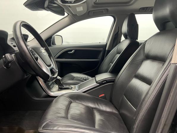 Volvo XC70 II с пробегом 2012 года, цена 1 449 000 рублей, 157000 км, универсал, Автокод Объявления