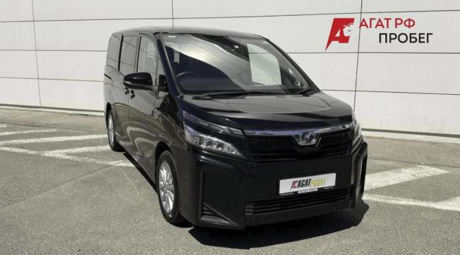 Toyota Voxy III (R80) Рестайлинг с пробегом 2019 года, цена 1 890 000 рублей, 146611 км, минивэн, Автокод Объявления