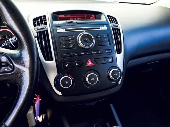 Kia Ceed I с пробегом 2010 года, цена 485 000 рублей, 263000 км, хэтчбек, Автокод Объявления