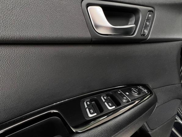 Kia Optima IV Рестайлинг с пробегом 2018 года, цена 1 990 000 рублей, 155234 км, седан, Автокод Объявления