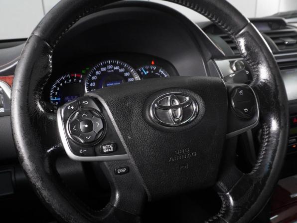 Toyota Camry VII (XV50) с пробегом 2012 года, цена 1 490 000 рублей, 246350 км, седан, Автокод Объявления