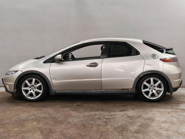 Honda Civic VIII с пробегом 2008 года, цена 519 000 рублей, 410252 км, хэтчбек, Автокод Объявления