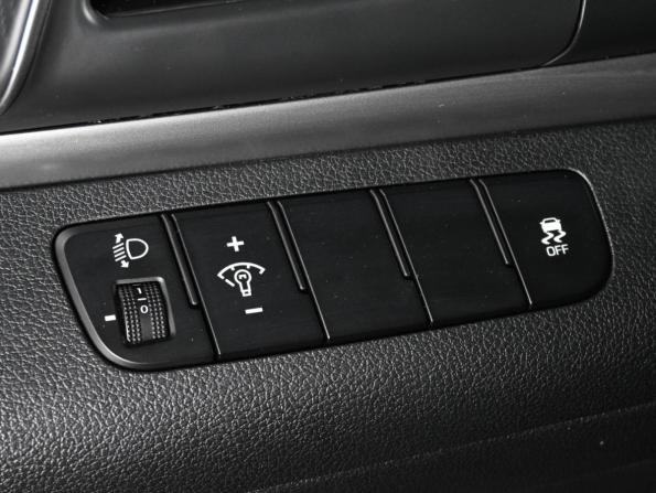 Hyundai Elantra VI (AD) Рестайлинг с пробегом 2019 года, цена 1 849 000 рублей, 91866 км, седан, Автокод Объявления