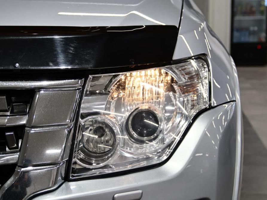 Mitsubishi Pajero IV Рестайлинг 1 Калуга  - изображение 9