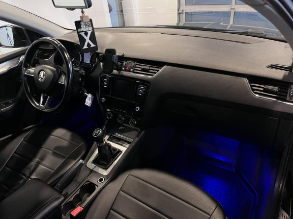 Skoda Octavia III (A7) с пробегом 2013 года, цена 880 000 рублей, 350915 км, лифтбек, Автокод Объявления