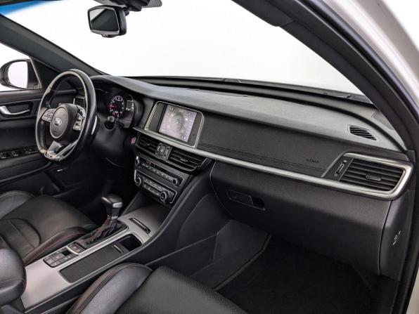 Kia Optima IV Рестайлинг с пробегом 2018 года, цена 2 070 000 рублей, 127244 км, седан, Автокод Объявления