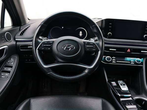 Hyundai Sonata VIII (DN8) с пробегом 2023 года, цена 1 899 000 рублей, 60911 км, седан, Автокод Объявления