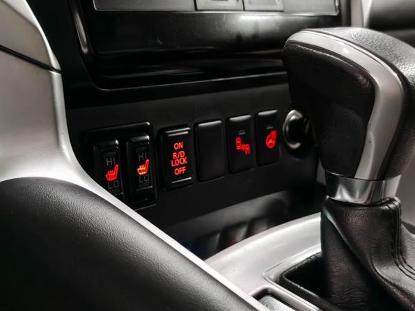 Mitsubishi Pajero Sport III с пробегом 2019 года, цена 2 913 700 рублей, 99908 км, внедорожник, Автокод Объявления