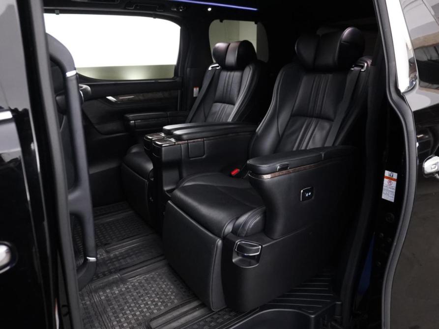 Toyota Alphard III Рестайлинг Москва  - изображение 10