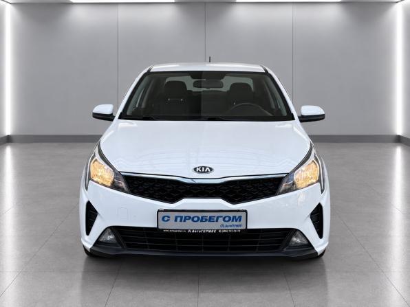 Kia Rio IV Рестайлинг с пробегом 2021 года, цена 1 770 000 рублей, 62701 км, седан, Автокод Объявления