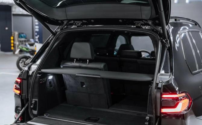 Новый BMW X7 I (G07) Рестайлинг 2025 года, цена 18 900 000 рублей, внедорожник, Автокод Объявления