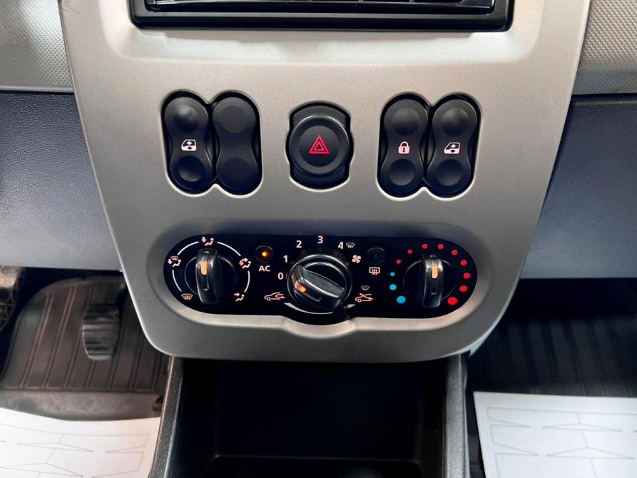 Renault Logan I Рестайлинг Тверь  - изображение 15