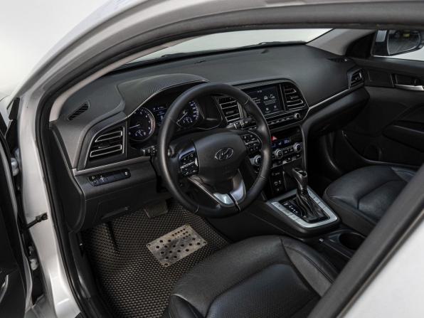 Hyundai Elantra VI (AD) Рестайлинг с пробегом 2019 года, цена 1 500 000 рублей, 113639 км, седан, Автокод Объявления